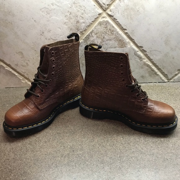 dr martens pascal croc brown